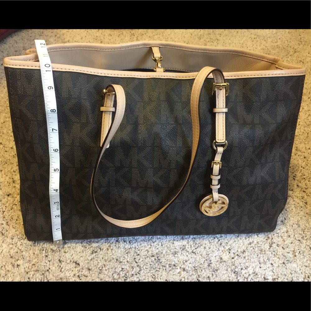 Micheal Kors tote bag purse handbag